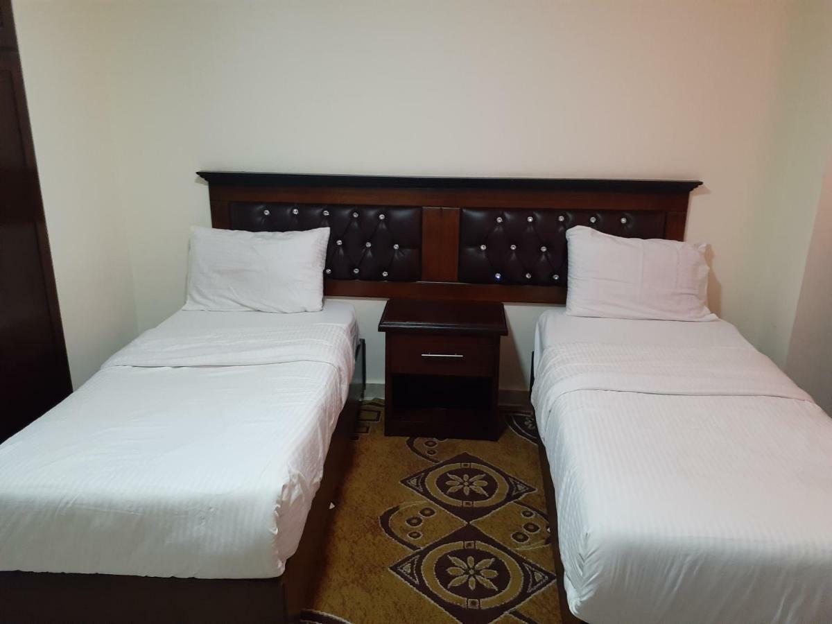 Petra Visitors Hotel Ваді-Муса Екстер'єр фото