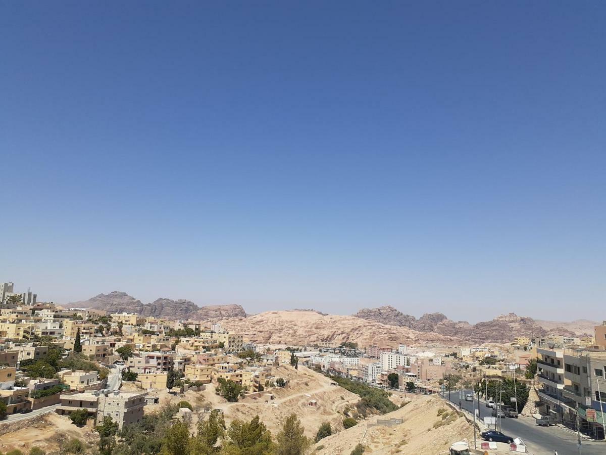 Petra Visitors Hotel Ваді-Муса Екстер'єр фото
