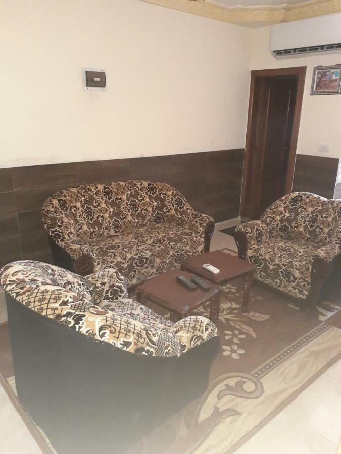 Petra Visitors Hotel Ваді-Муса Екстер'єр фото