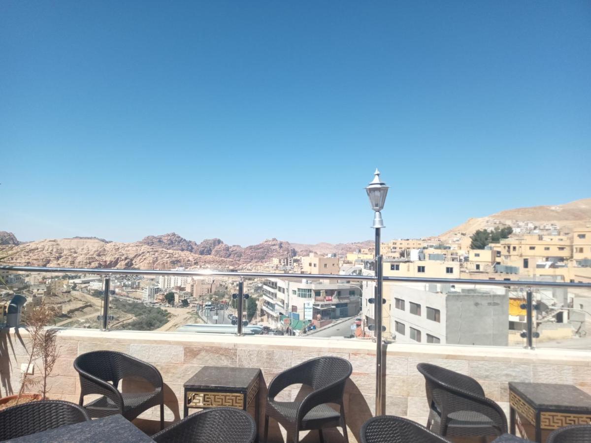 Petra Visitors Hotel Ваді-Муса Екстер'єр фото