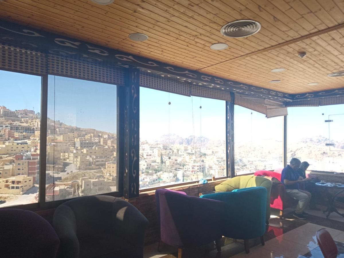 Petra Visitors Hotel Ваді-Муса Екстер'єр фото