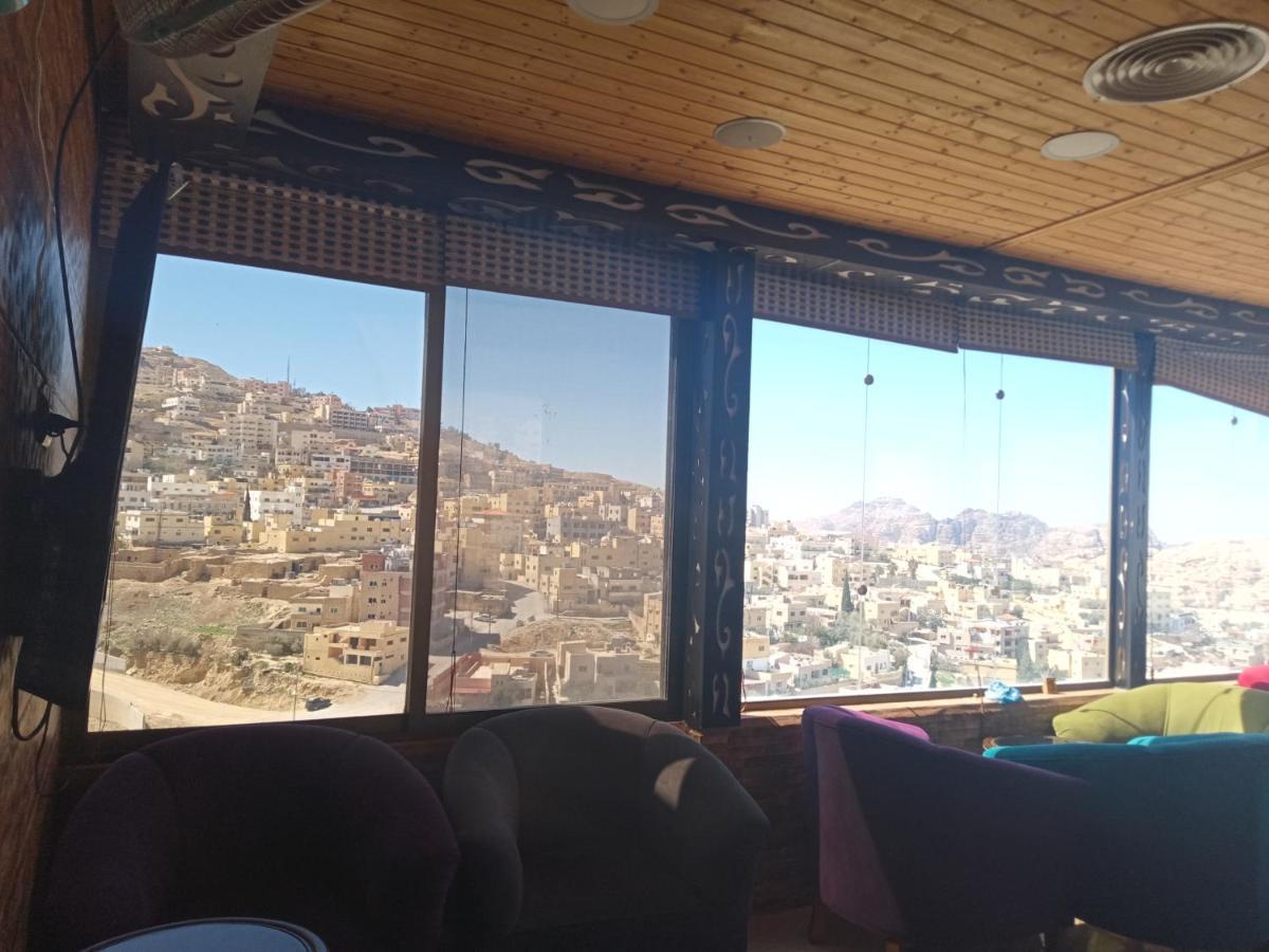 Petra Visitors Hotel Ваді-Муса Екстер'єр фото